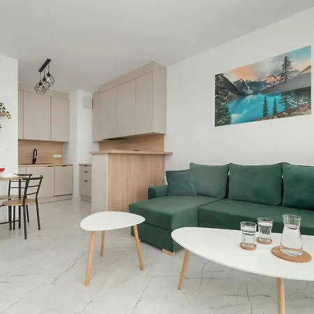 Tobaco Park Ii Modern With Parking Near Atlas Arena In By Renters Appartement