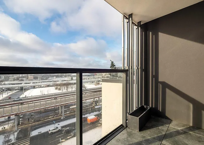 Tobaco Park Ii Modern With Parking Near Atlas Arena In By Renters アパート *