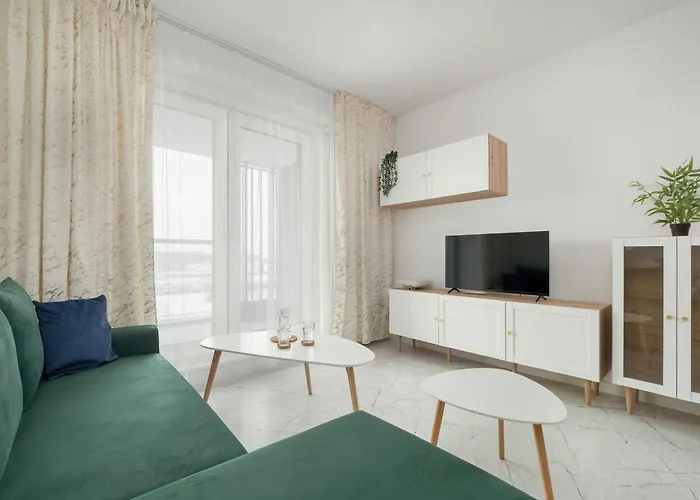 Apartamento Tobaco Park Ii Modern With Parking Near Atlas Arena In By Renters