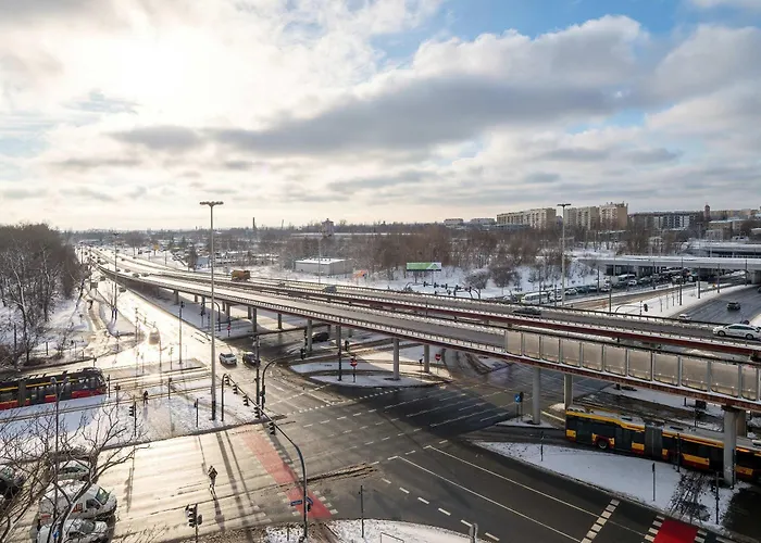 Apartamento Tobaco Park Ii Modern With Parking Near Atlas Arena In By Renters